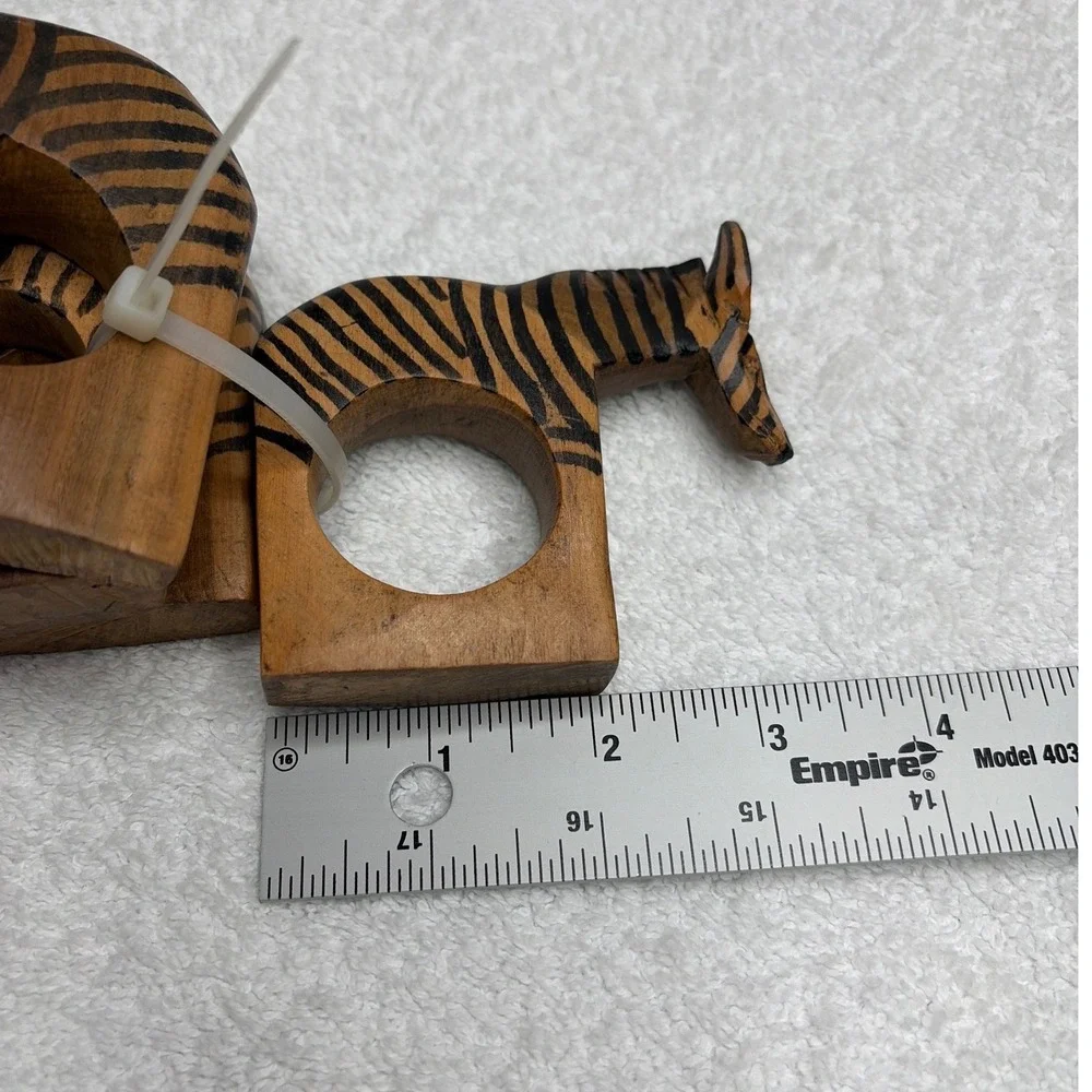 Unbranded Hand Carved Wooden‎ Zebra Napkin Rings Set of 4 Safari Anima.